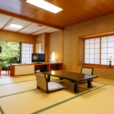 Kaikatei Hanagozen Hotels near Sutegahana Lighthouse