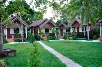 Dahla the Resort Hotels in La-ngu