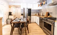 Charming 3-bedroom house in Cul de sac surrounded by forest