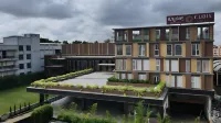 Cubix Hotel - 2 tähden