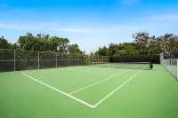 Country Club Villas #239! New Ocean Views Pool  AC No Stairs Golf Hotels in Kahaluu-Keauhou