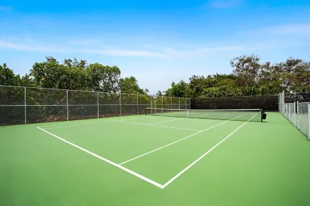 Country Club Villas #239! New Ocean Views Pool  AC No Stairs Golf Отели рядом с достопримечательностью «St Peter's by The Sea Catholic Church»