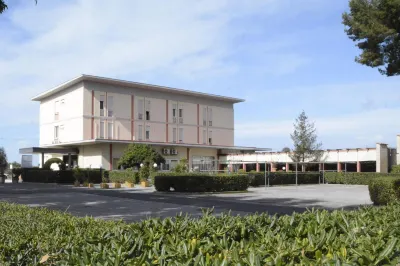 Hotel IL Parco - Parking Free & Restaurant - Hotel Отели в г. Гроссето