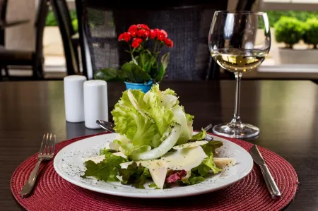 Quality Hotel Curitiba Отели рядом с достопримечательностью «Largo da Ordem»