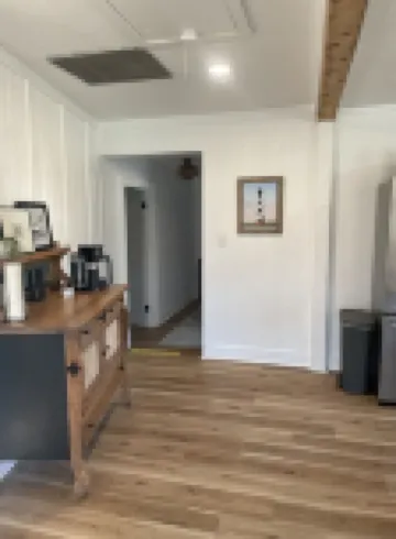 Relax, unwind in beautiful coastal cottage near exquisite Cape Hatteras Seashore