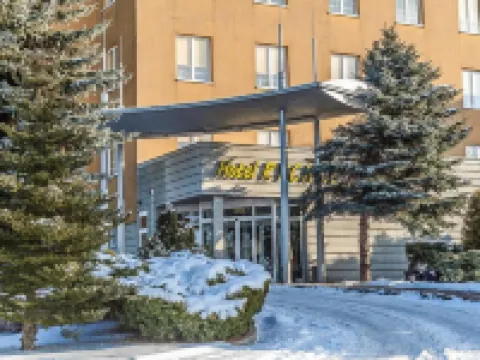 Hotel Rychło 茲戈熱萊茨縣酒店