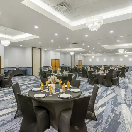 Comfort Suites Ogden Conference Center