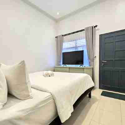 Omah Ceria Guest House Rooms