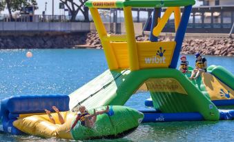 Zen Central CBD - Affordable 3-Bdrm Apt in the Heart of Darwin City