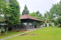 Heavensa Luxury Villas and Suites by the Clarks - Mountain view
