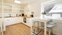 Captains Quarters 2 - Strandnahe Traumhafte Ferienwohnung im Maritimen Flair Hotels in Dahme
