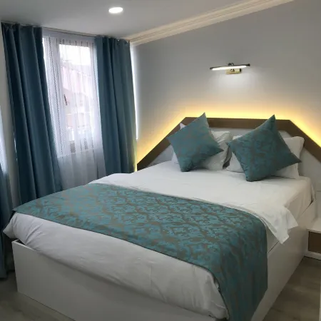 Senturkler Suite