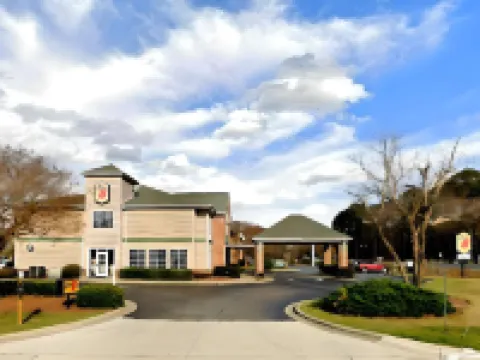 Super 8 by Wyndham Smithfield/Selma Hotels in Smithfield