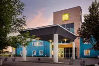 Home Inn Medicine Hat Hotels in 