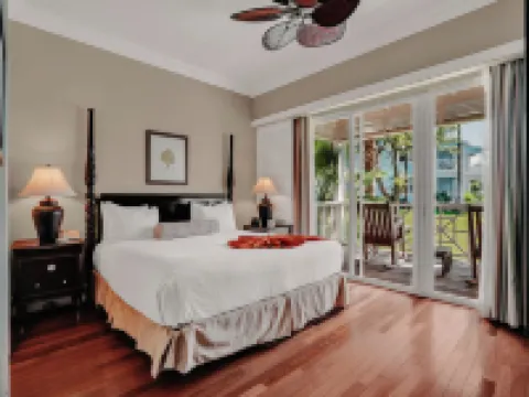 Valentines Resort & Marina Hotels in Dunmore Town