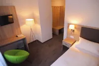 Hotel Sunny Side up Hôtels à : DeiBlingen
