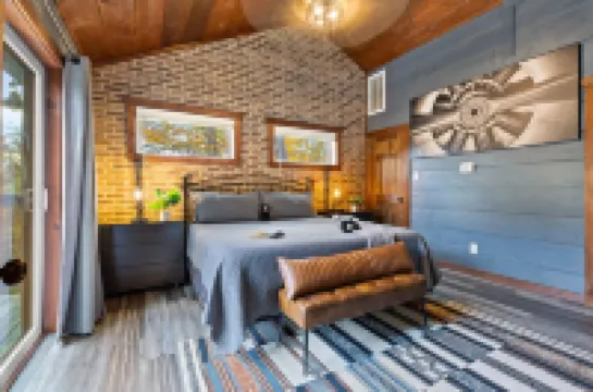 Escape to Elegance by Ghosal Luxury Lodging