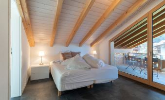 Chalet Apartments Iseltwald