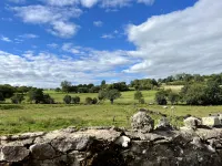 Penderyn Cottage Waterfall Country Brecon Beacons - parking