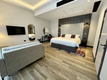 Tynecastle Park Hotel Отели рядом с достопримечательностью «Тайнкасл»