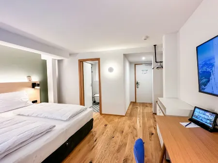 Hotel Wilma Отели в г. Гаукёнигсхофен