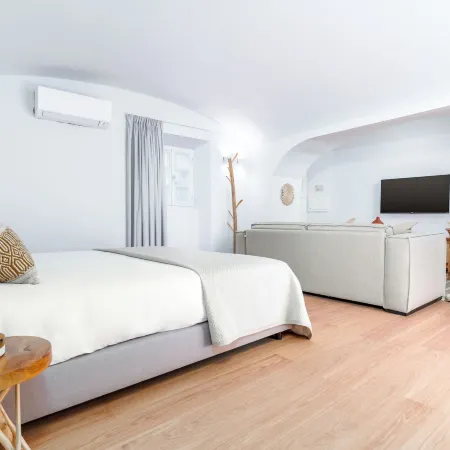 Limehome Evora Rua de Machede 52