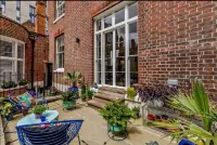 Host & Stay - All Saints Green Cottage - balcony