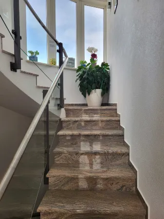 Villa Analena Отели рядом с достопримечательностью «Собор Святого Иакова»