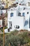 ArmonOia Caves - Condos