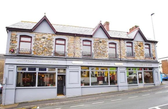 Nik希臘@惠特福德