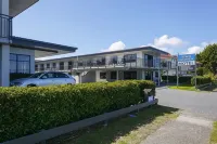 アカシア レイク ビュー モーテル のホテル