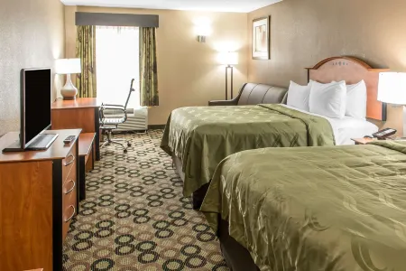 Quality Inn & Suites Columbus West - Hilliard Отели в г. Хиллиард