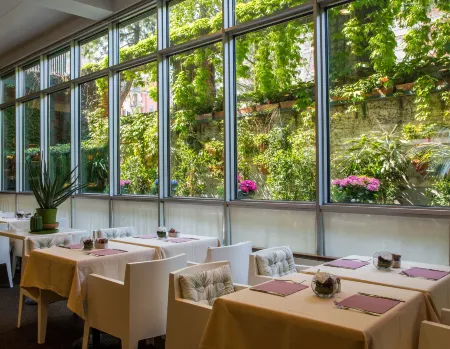 Hotel Blaise & Francis Отели рядом с достопримечательностью «Moscova m2»