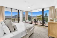 Albatross North Apartments Hotels in Mermaid Beach