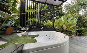 Bannjamjuree Resort Sattahip