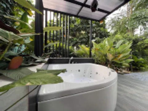 บ้านจามจุรี รีสอร์ท สัตหีบ