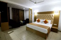Hotel Trinetar Gardens Hotels in Samba