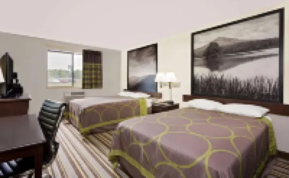 Super 8 by Wyndham Waynesboro