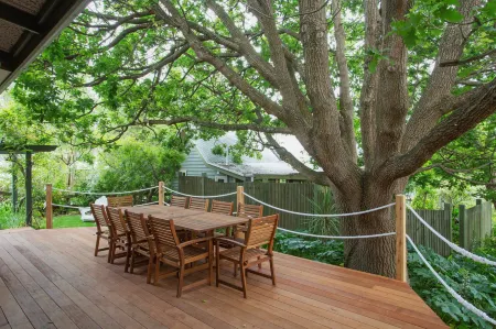 Oak Tree Lodge Rhyll Отели в г. Филлип-Айленд