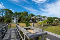 83 Ocean Creek Blvd Hotels in Fripp Island