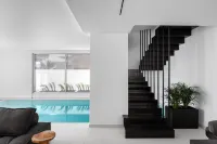 Black Stone Villa - Villas
