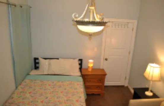 卡薩市中心汽車旅館