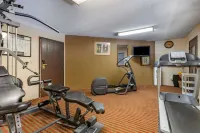 Quality Inn - Gym