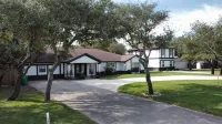 T&G Vacation Property Hotels in Aransas Pass