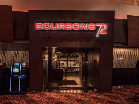 Turtle Creek Casino & Hotel Отели в г. Уайтуотер Тауншип