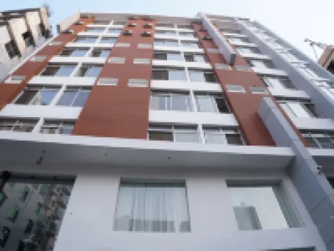 Hotel Studio23 Hotels near Ahsan Manzil Museum