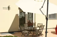 Bnb "Les Coquelicots" Hotels in Genthod