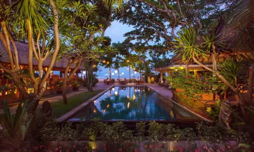 탄중 사리 호텔