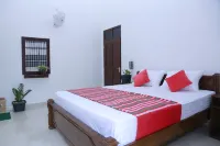 Leisure Villa Hotels in Tissamaharama
