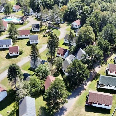 Green Gables Bungalow Court